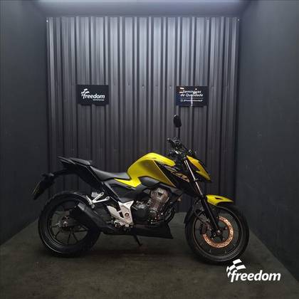 HONDA CB 300F TWISTER ABS HONDA CB 300F TWISTER ABS